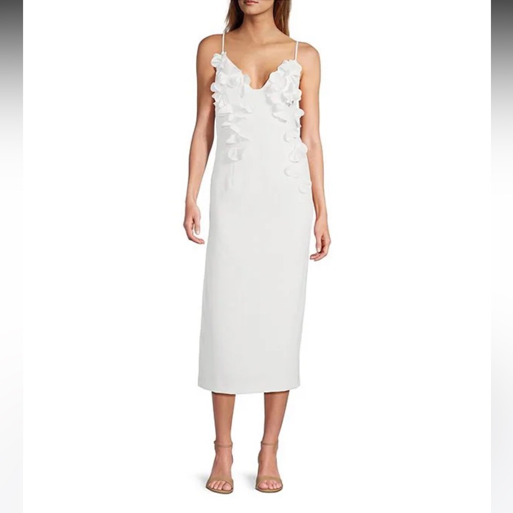 NWT Antonio Melani
Martha Floral Applique V-Neck Dress
